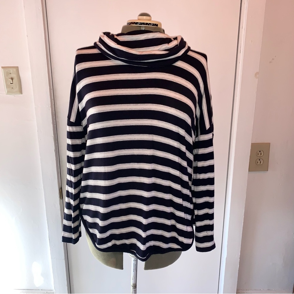 Cowlneck Dropshoulder Soft Top